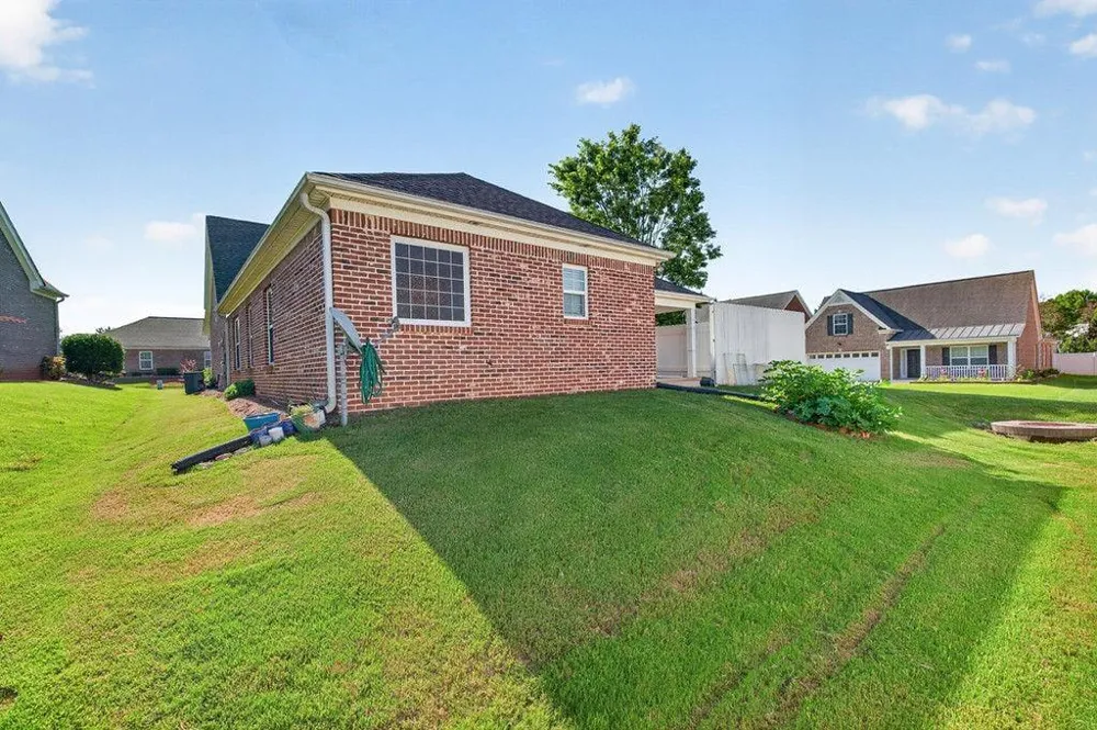 1237 Laurelwood Lane Lawrenceville, GA 30045