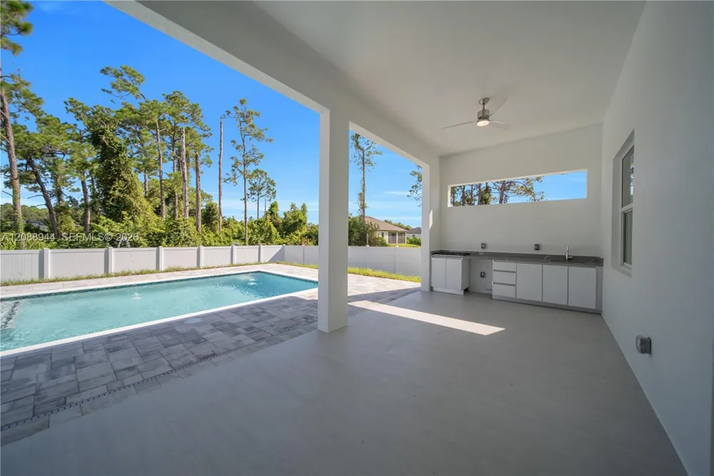 3710 SW 6th St Lehigh Acres, FL 33976