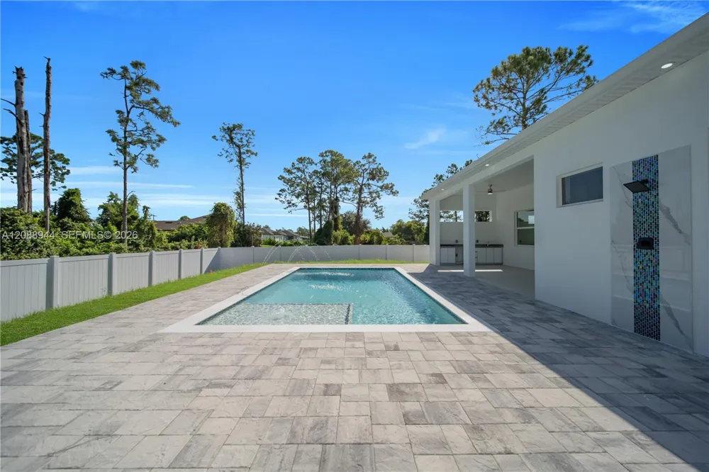 3710 SW 6th St Lehigh Acres, FL 33976