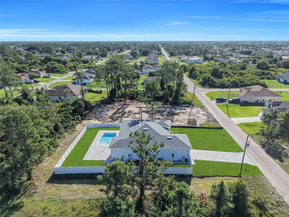 3710 SW 6th St Lehigh Acres, FL 33976
