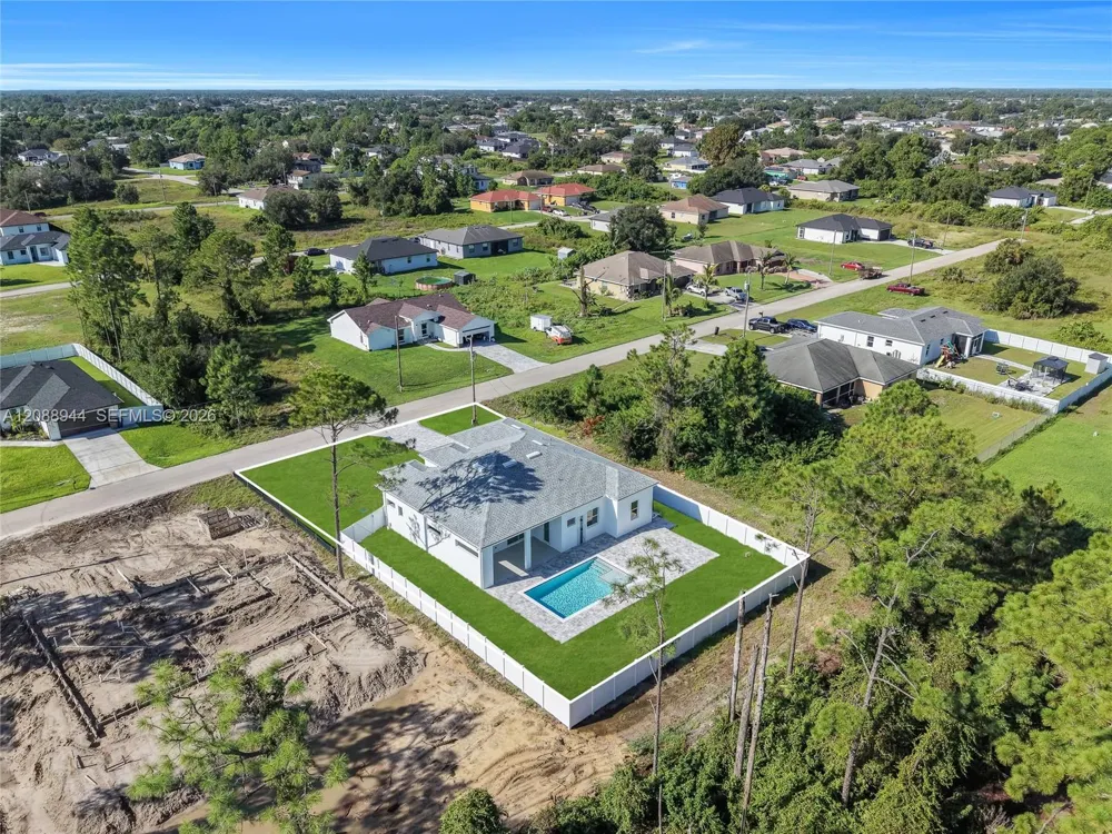 3710 SW 6th St Lehigh Acres, FL 33976