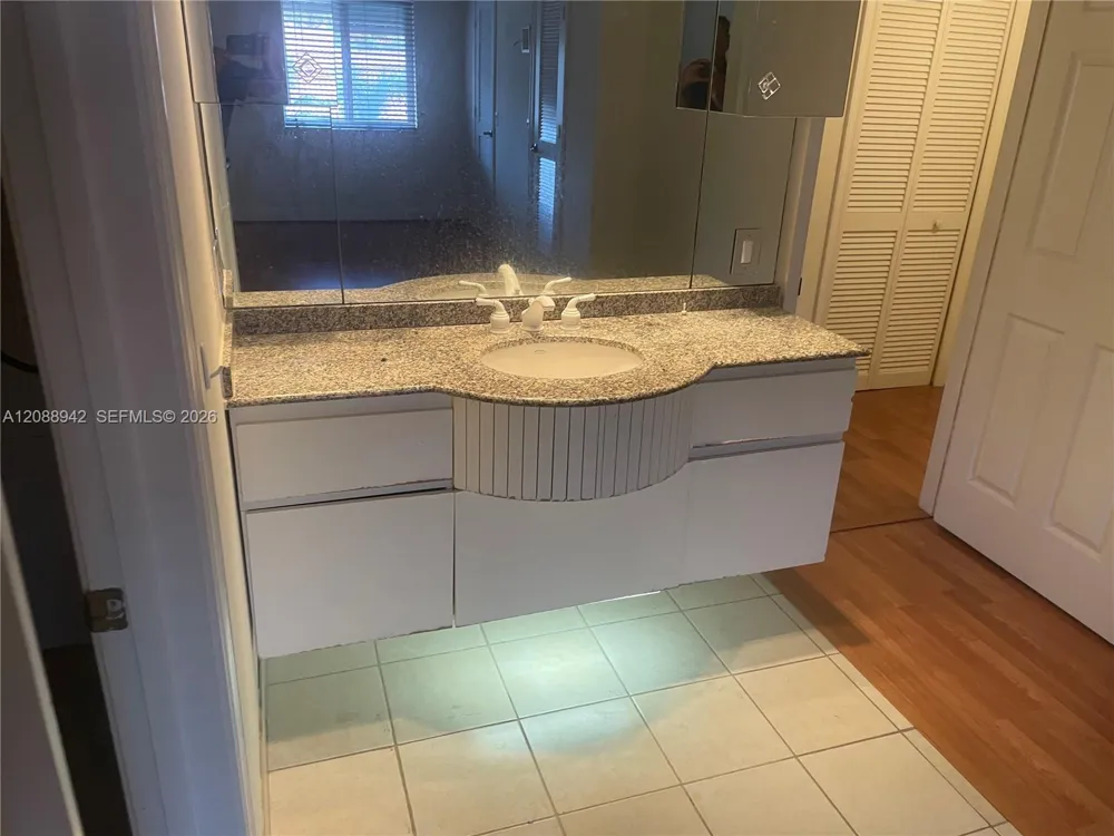 2447 NE 14th St #510 Pompano Beach, FL 33062