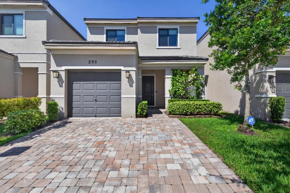 295 NW 33RD LANE Pompano Beach, FL 33069