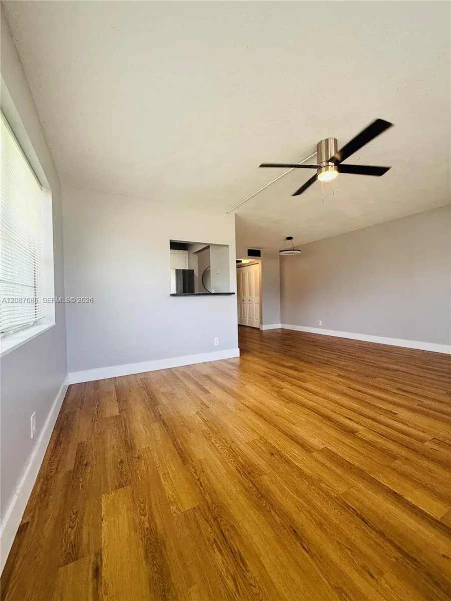 21 Windsor B #21 West Palm Beach, FL 33417