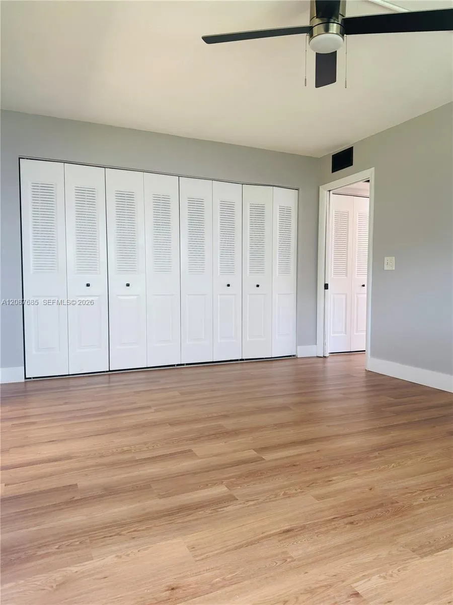 21 Windsor B #21 West Palm Beach, FL 33417