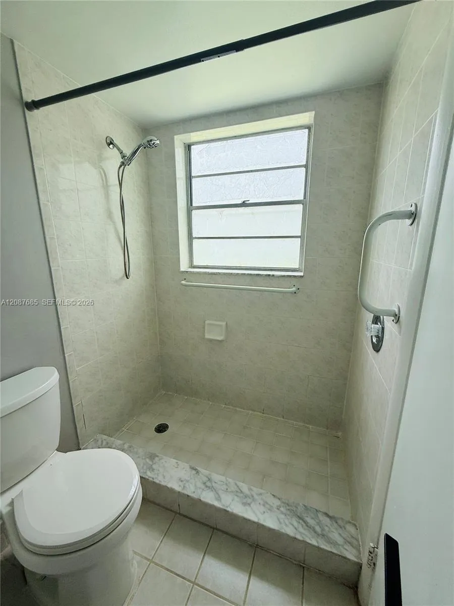 21 Windsor B #21 West Palm Beach, FL 33417