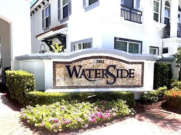 3038 WATERSIDE CIRCLE Boynton Beach, FL 33435
