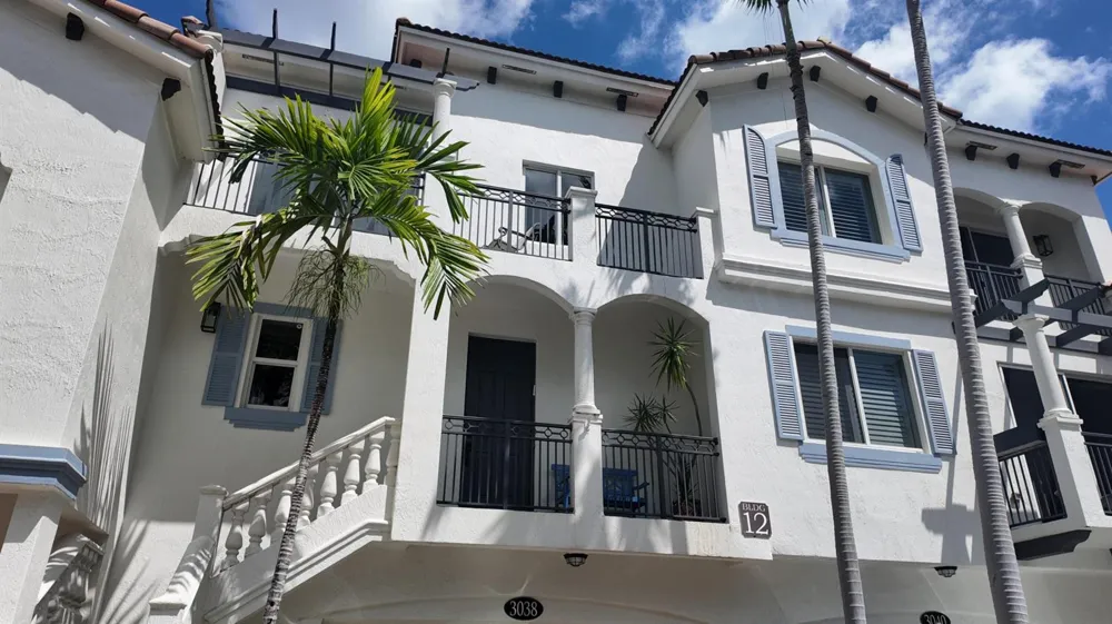 3038 WATERSIDE CIRCLE Boynton Beach, FL 33435