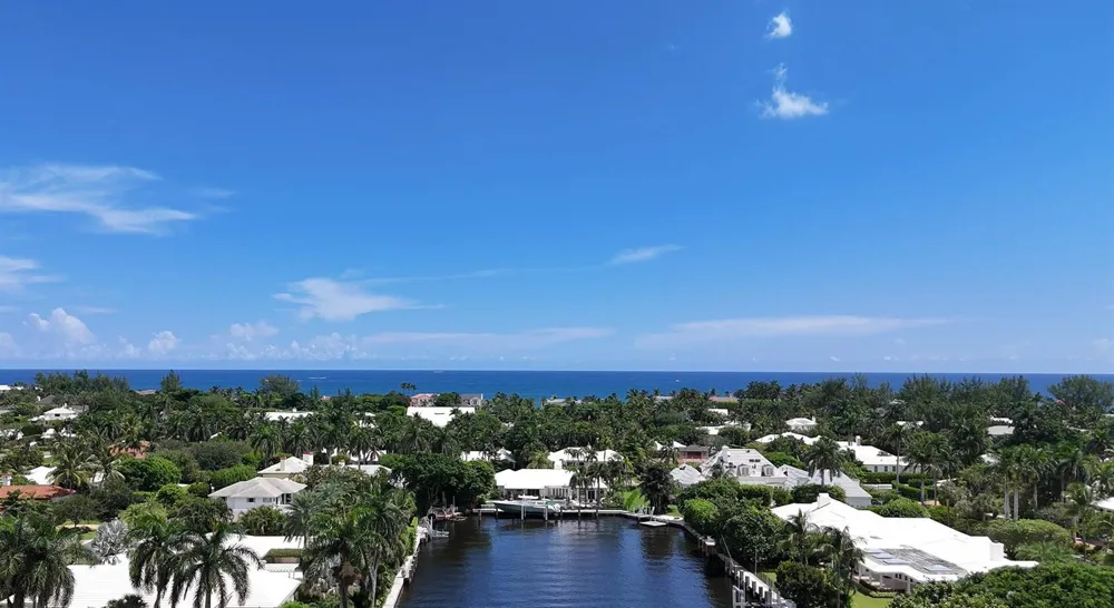 3038 WATERSIDE CIRCLE Boynton Beach, FL 33435
