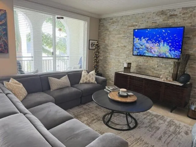 3038 WATERSIDE CIRCLE Boynton Beach, FL 33435