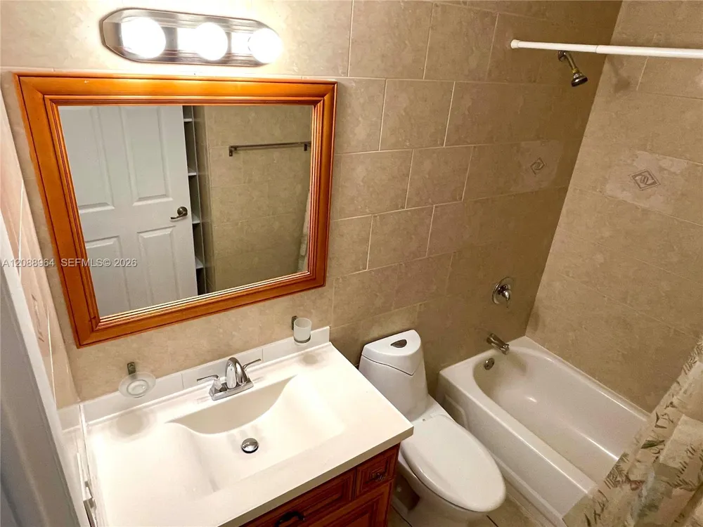 7210 Southgate Blvd #7210 Tamarac, FL 33321