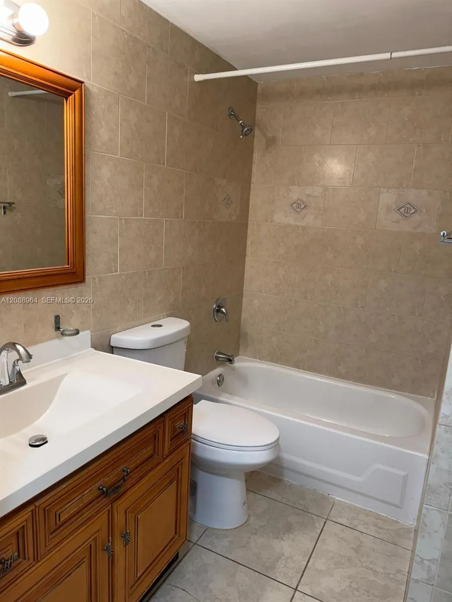 7210 Southgate Blvd #7210 Tamarac, FL 33321