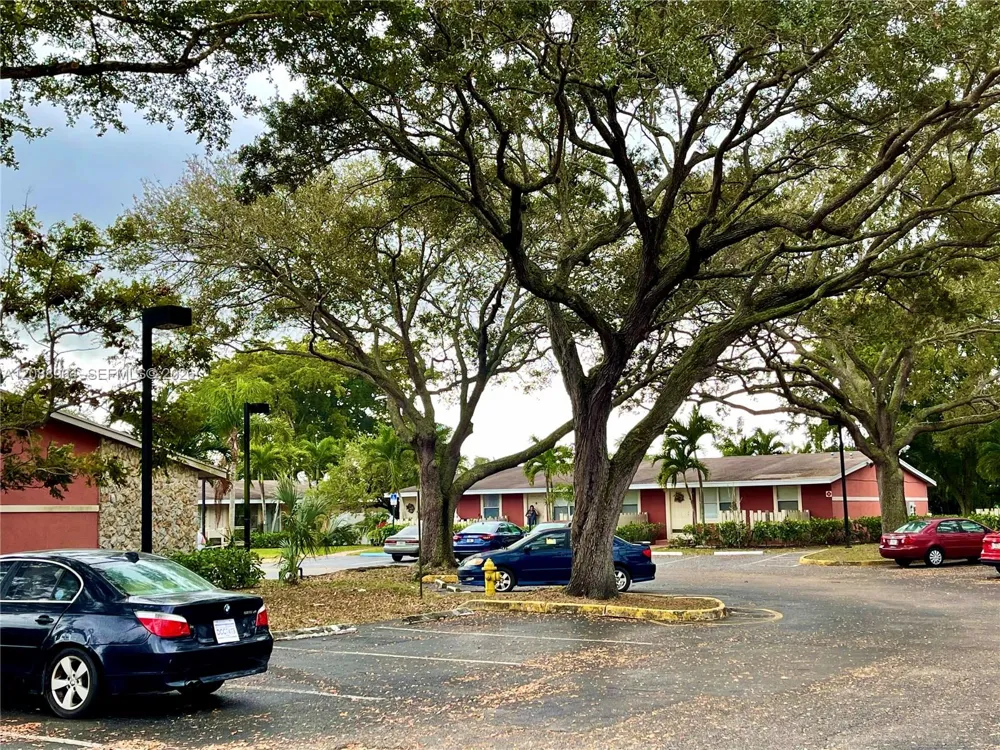 7210 Southgate Blvd #7210 Tamarac, FL 33321