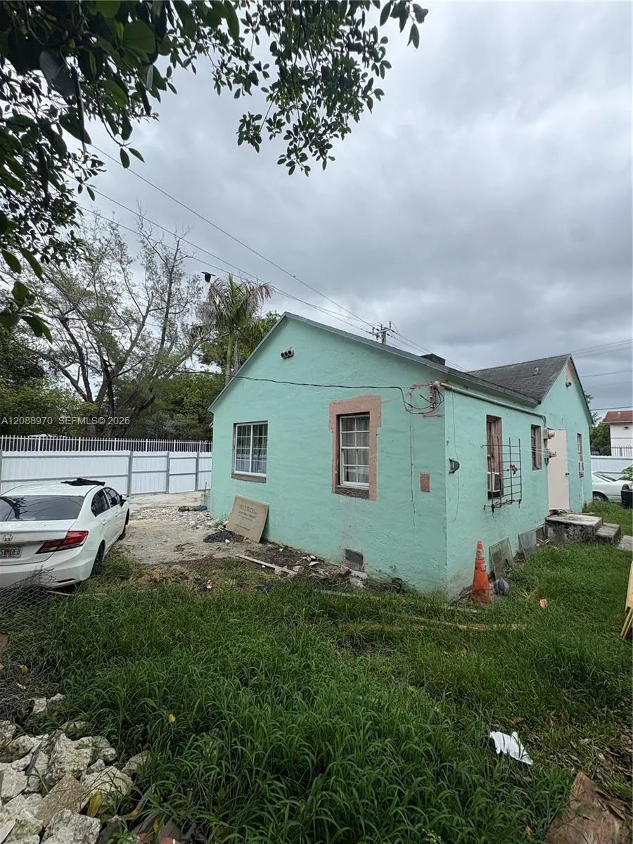 7812 NE Miami Ct Miami, FL 33138