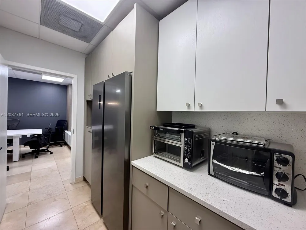 2333 Brickell Ave #D1 Miami, FL 33129