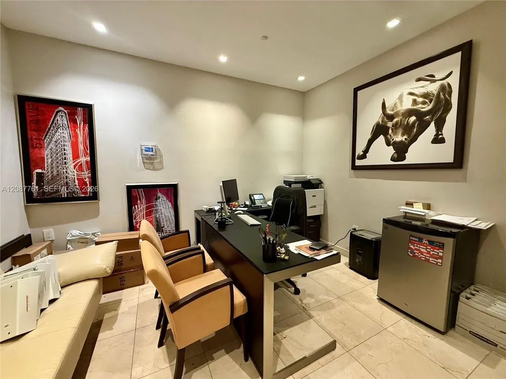 2333 Brickell Ave #D1 Miami, FL 33129