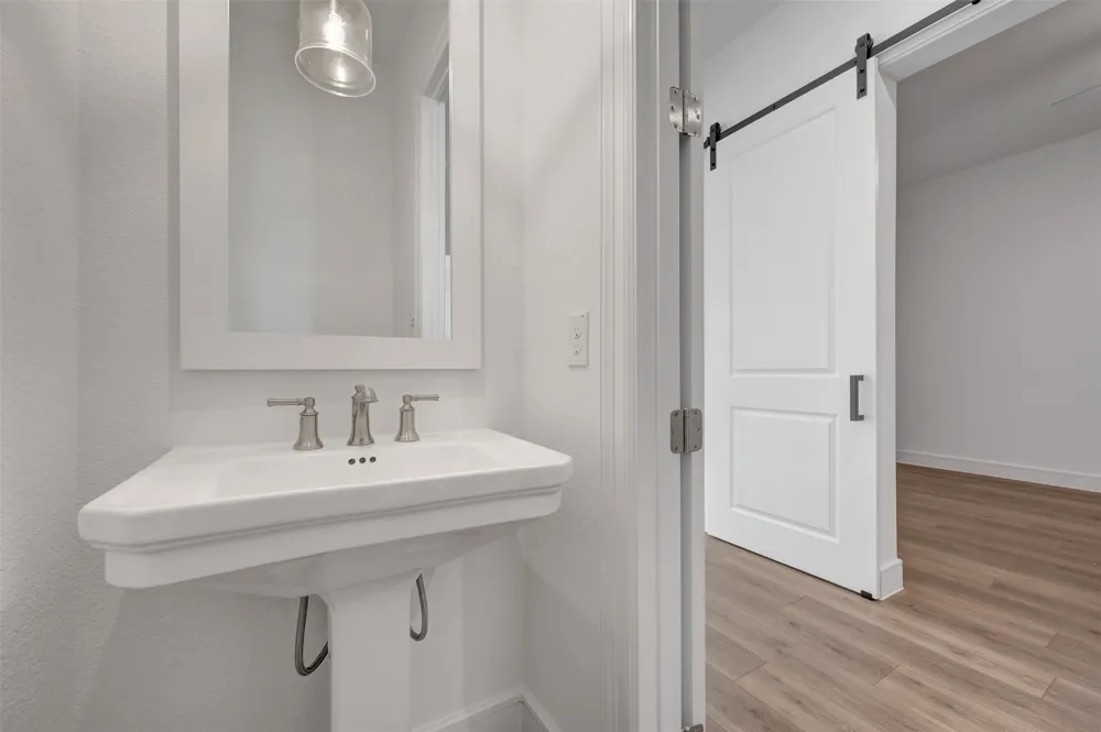 920 Wood Duck Court Heath, TX 75126