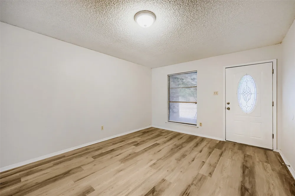 3332 Chalmette Court Forest Hill, TX 76140