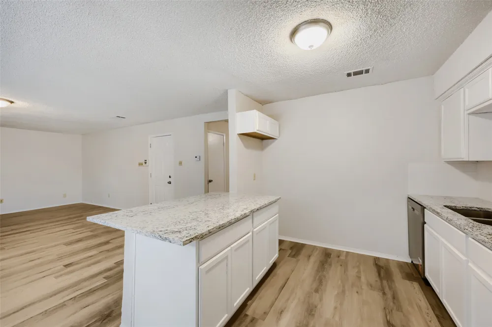 3332 Chalmette Court Forest Hill, TX 76140