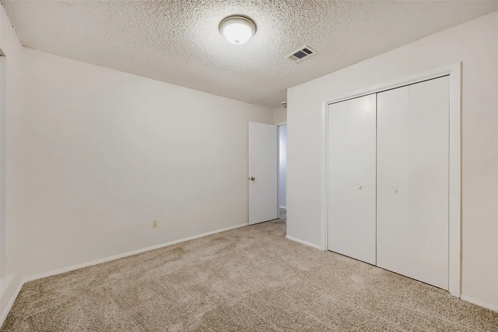 3332 Chalmette Court Forest Hill, TX 76140