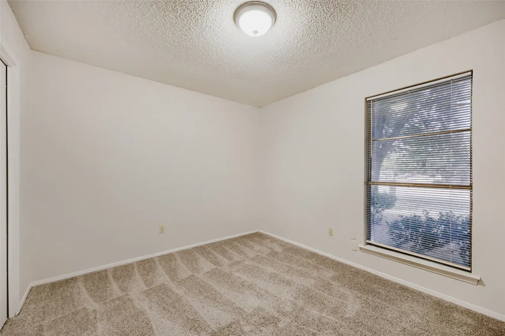 3332 Chalmette Court Forest Hill, TX 76140