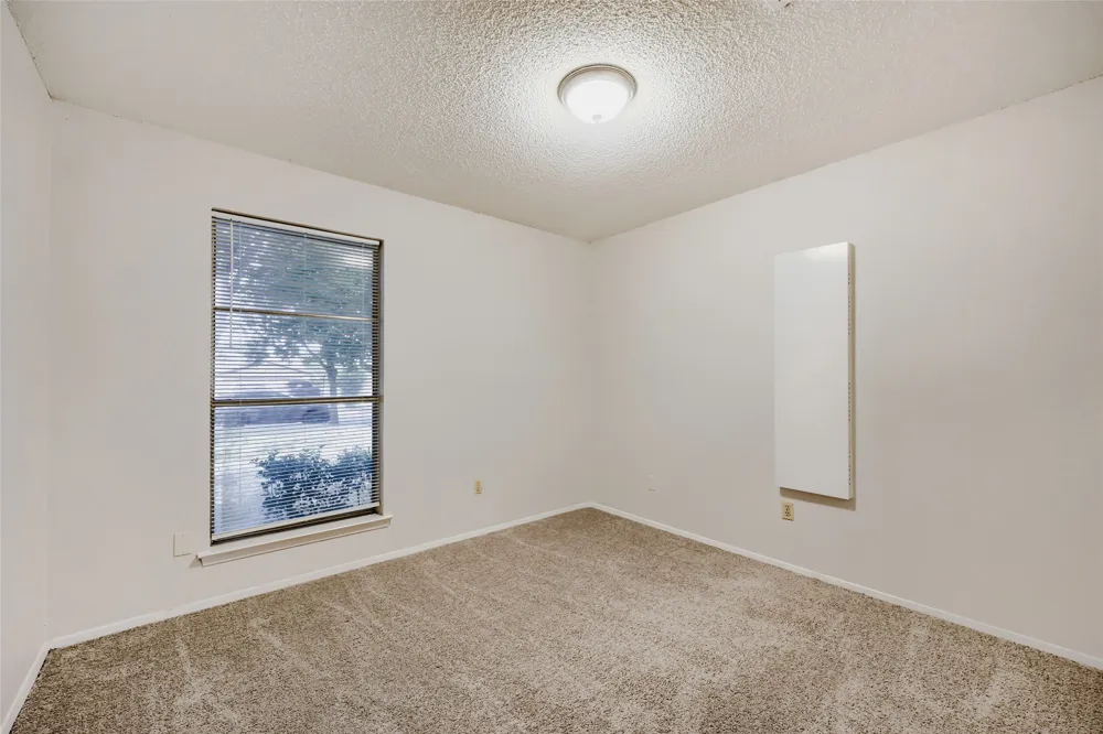 3332 Chalmette Court Forest Hill, TX 76140