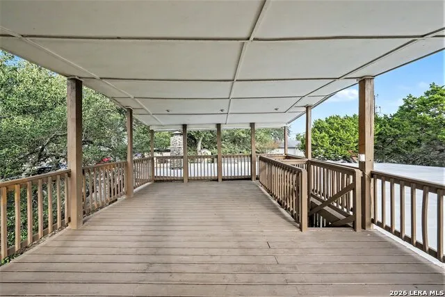 820 Hill Top Dr Canyon Lake, TX 78133