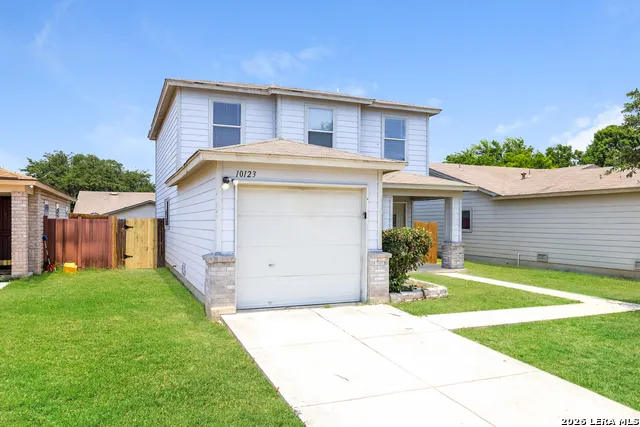 10123 Fourwind San Antonio, TX 78245