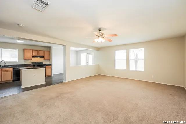 10123 Fourwind San Antonio, TX 78245