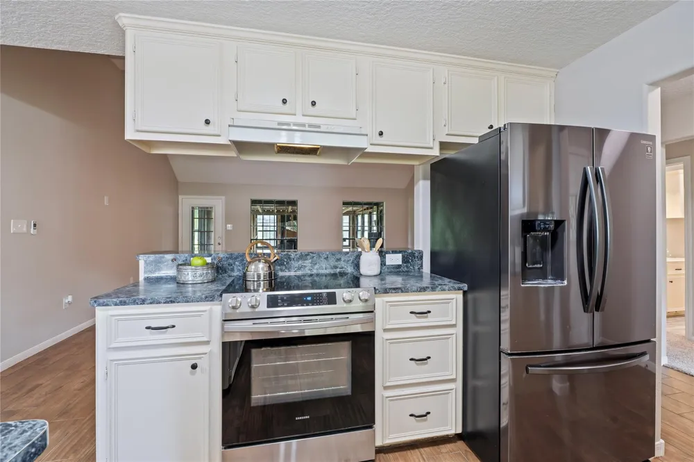13505 Anne Lane Santa Fe, TX 77510
