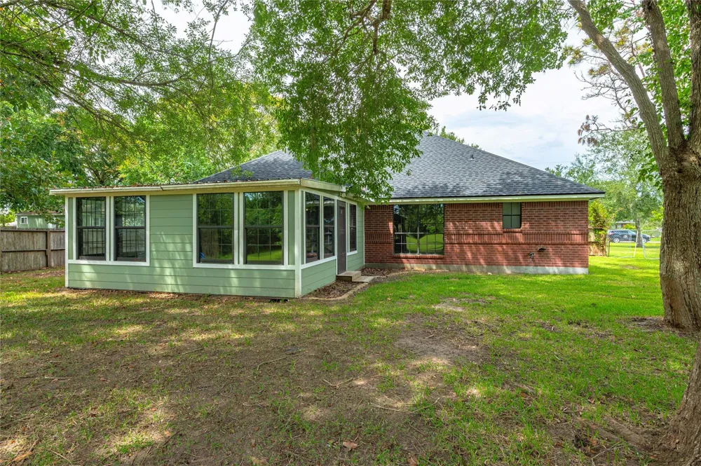 13505 Anne Lane Santa Fe, TX 77510