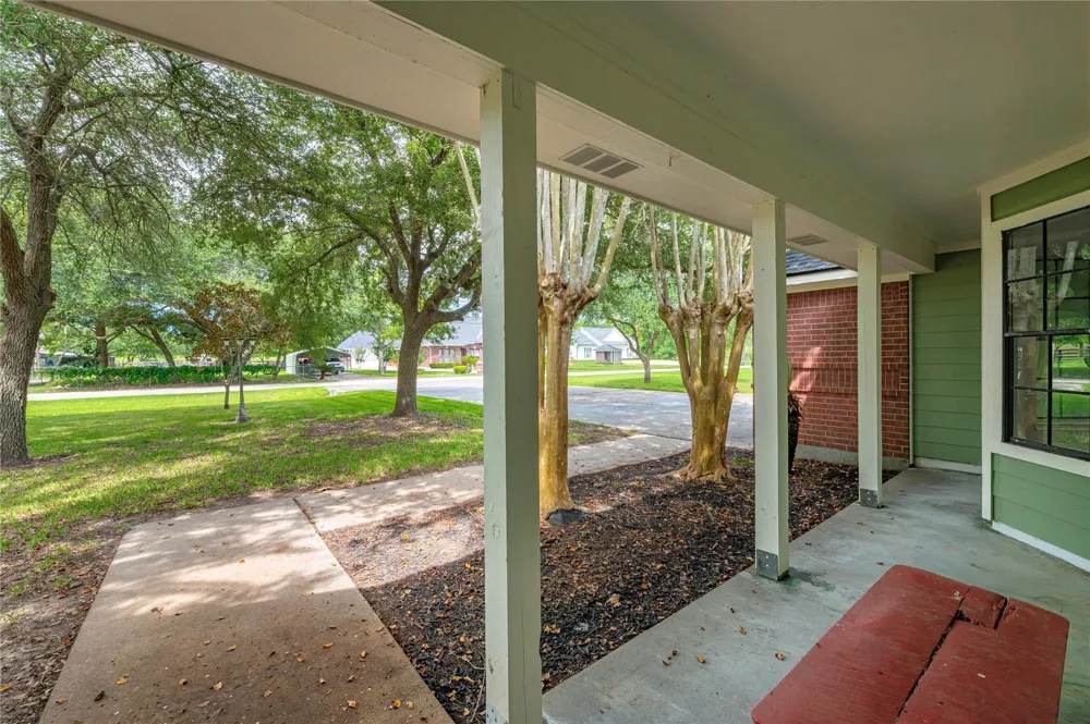 13505 Anne Lane Santa Fe, TX 77510