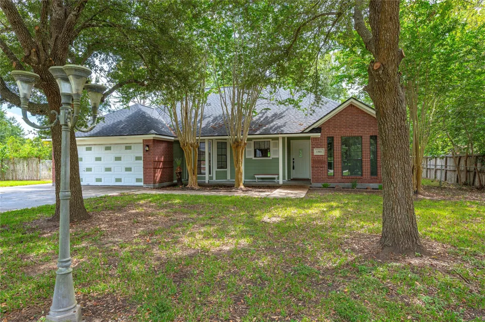 13505 Anne Lane Santa Fe, TX 77510