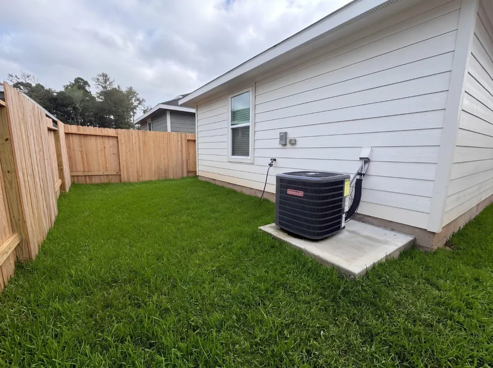 14533 William Trails Willis, TX 77378