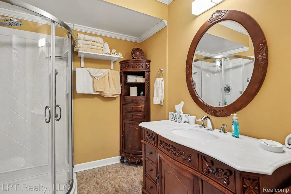 16893 Boulder Way Macomb Township, MI 48042