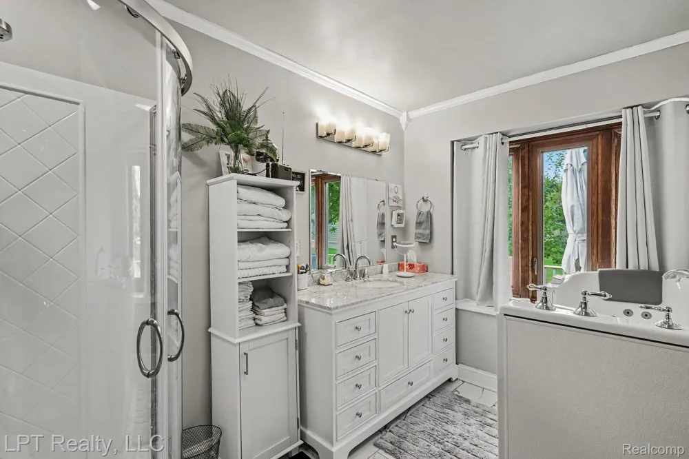 16893 Boulder Way Macomb Township, MI 48042