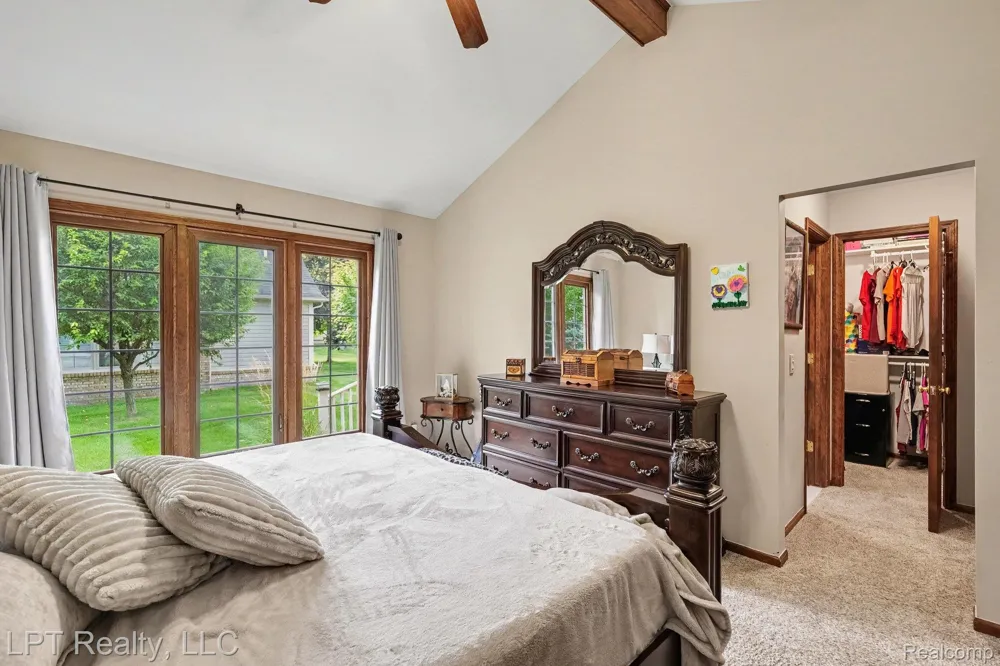 16893 Boulder Way Macomb Township, MI 48042