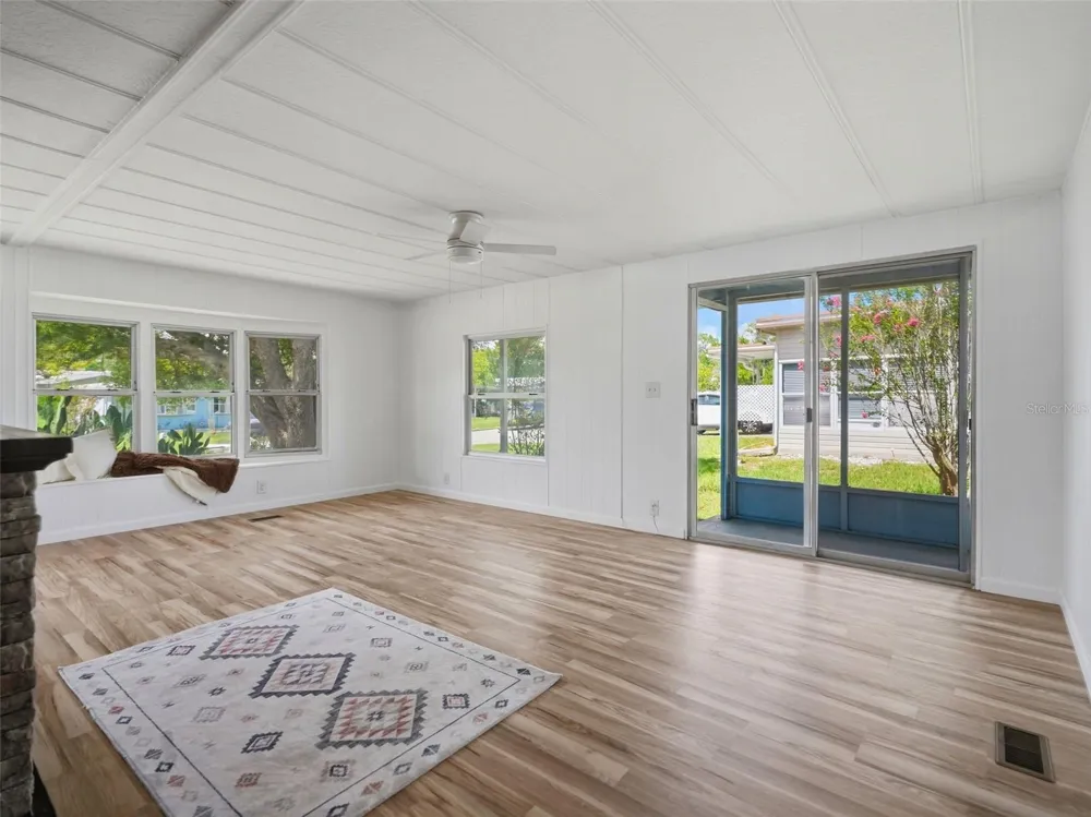 8180 MODENA AVENUE Brooksville, FL 34613