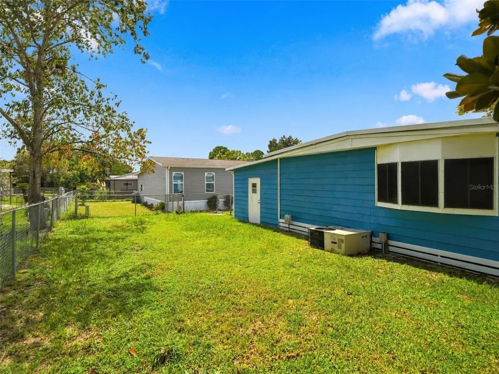 8180 MODENA AVENUE Brooksville, FL 34613