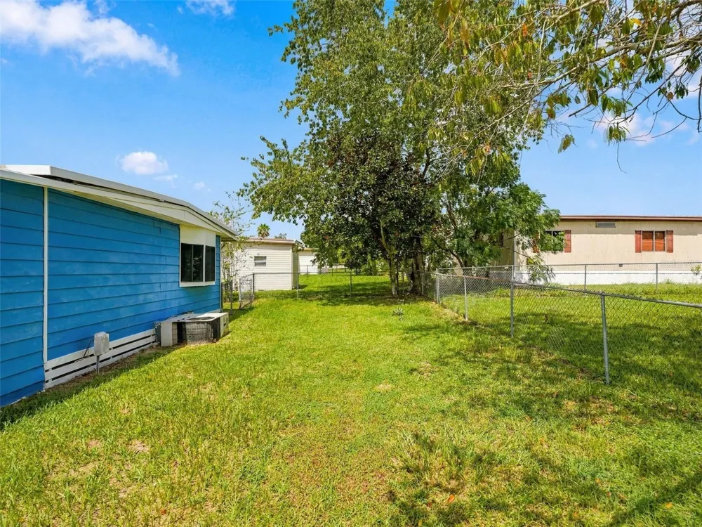 8180 MODENA AVENUE Brooksville, FL 34613