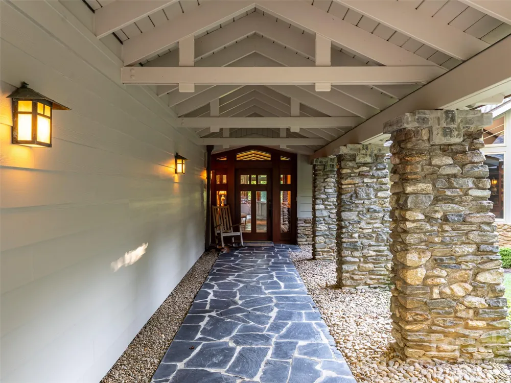 17 Amherst Road Biltmore Forest, NC 28803