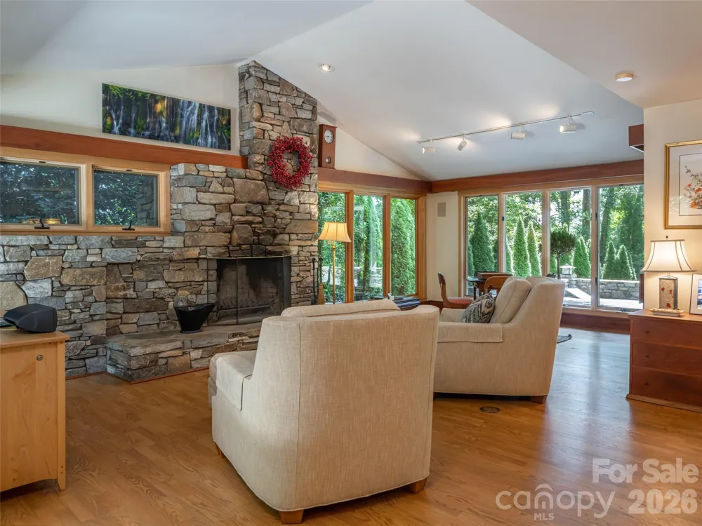 17 Amherst Road Biltmore Forest, NC 28803