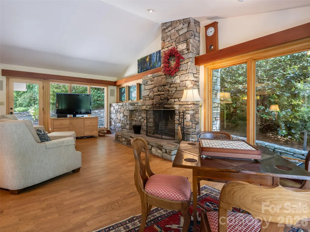 17 Amherst Road Biltmore Forest, NC 28803