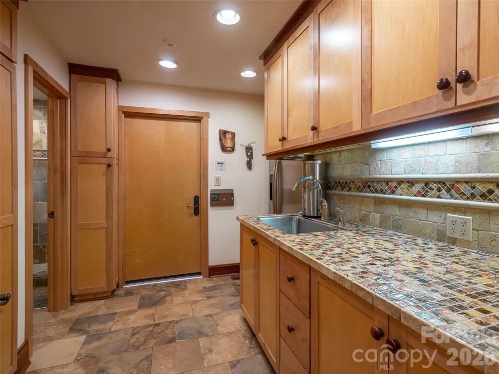 17 Amherst Road Biltmore Forest, NC 28803