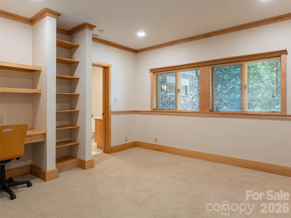 17 Amherst Road Biltmore Forest, NC 28803