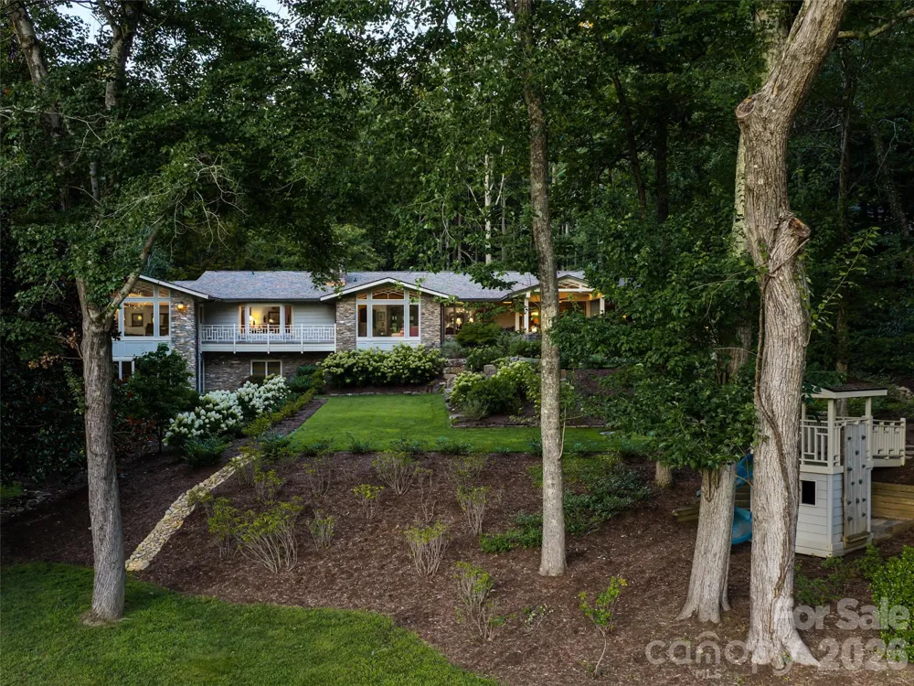 17 Amherst Road Biltmore Forest, NC 28803