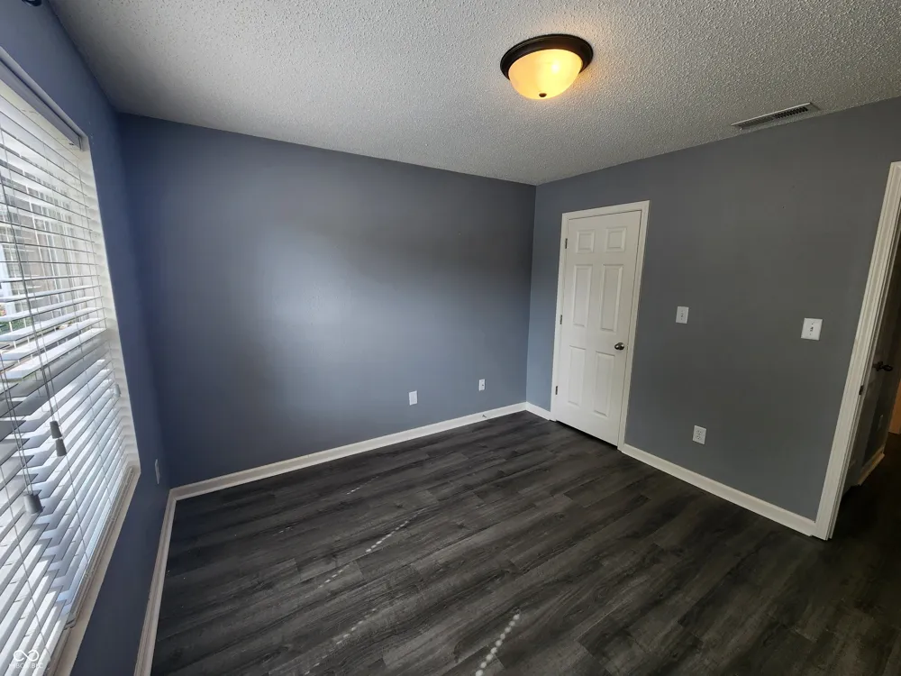 12544 Old Pond Road Noblesville, IN 46060