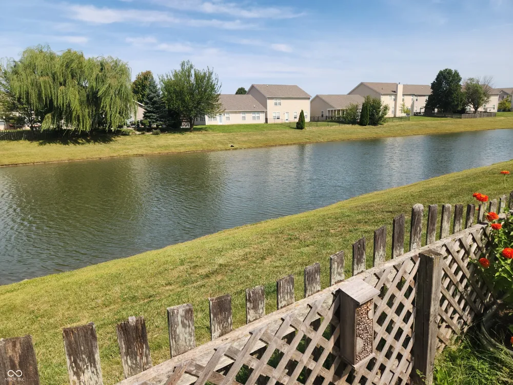12544 Old Pond Road Noblesville, IN 46060