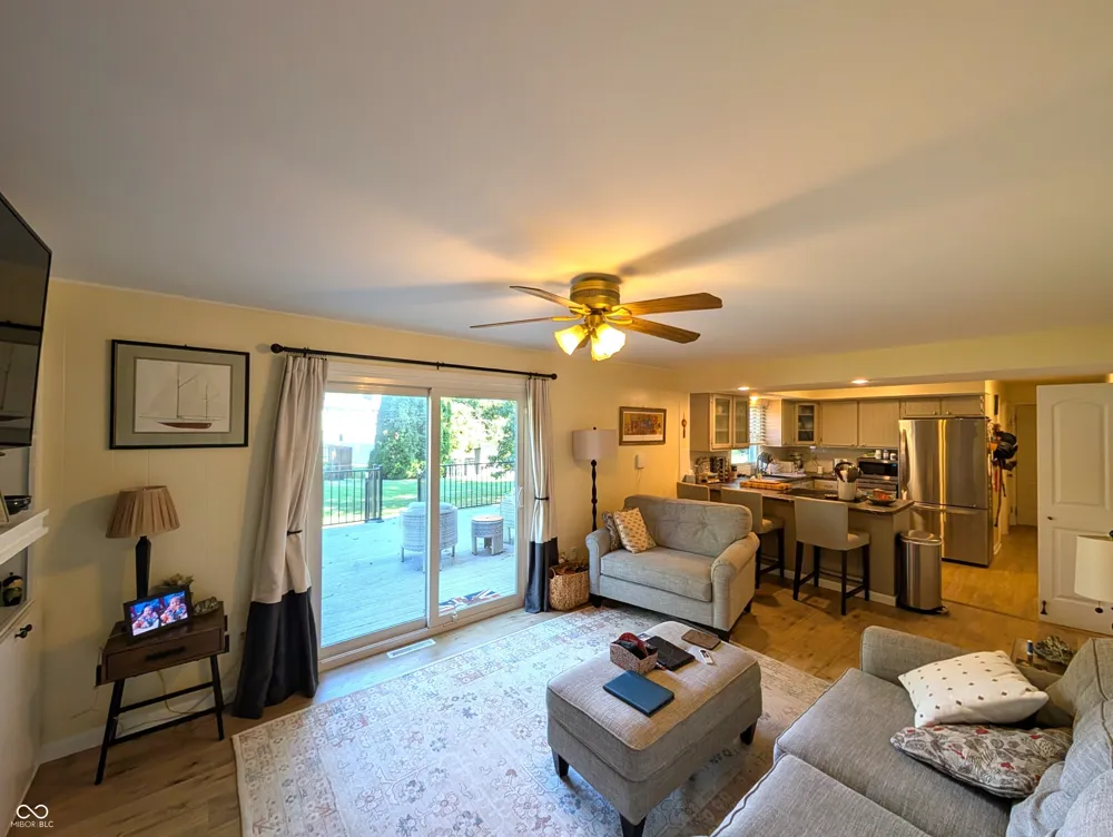 3910 Lantern Columbus, IN 47203