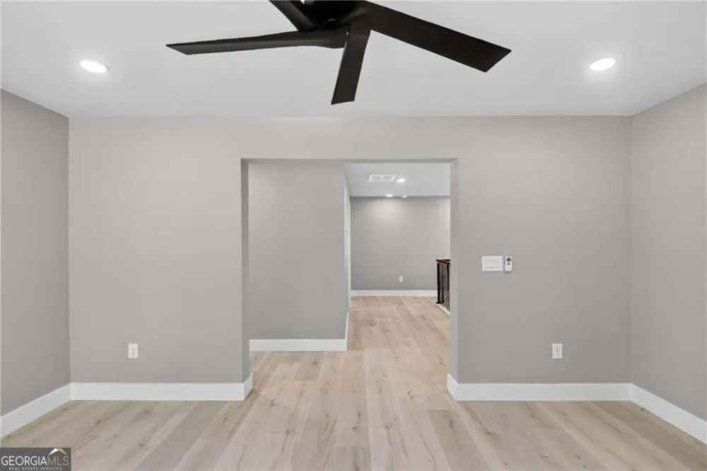 5578 Lilburn Stone Mountain RD Stone Mountain, GA 30087